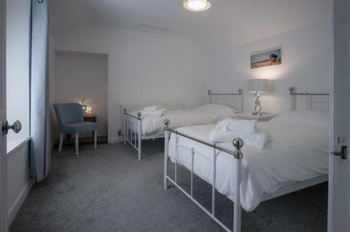 Coastland Cottage - 2 Bedroom Cottage - Manorbier