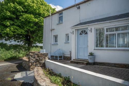 Coastland Cottage - 2 Bedroom Cottage - Manorbier