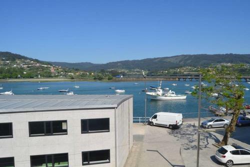 Fant�stica Villa En El Puerto de Pontedeume.