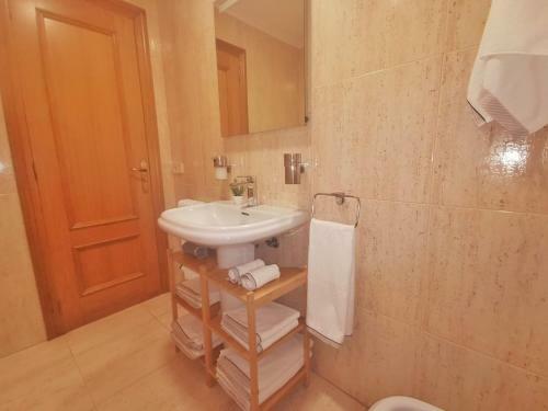 Espectacular Apartamento, A Pie de Playa En Samil.