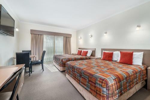 Heritage Motor Inn