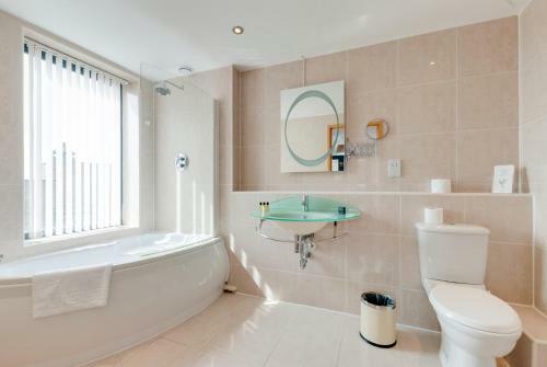 Book A Base Apartments - Duke Street