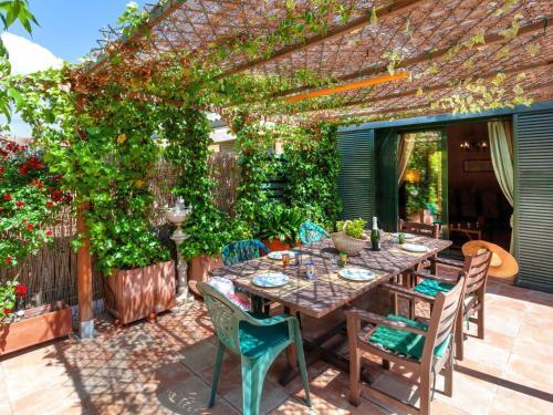 Holiday Home Garbi Playa Fenals
