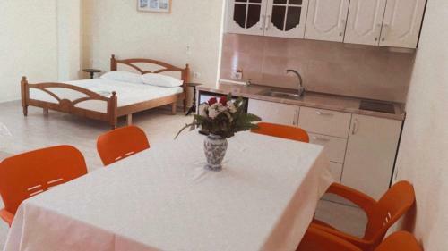 Hostal Hotel Donald