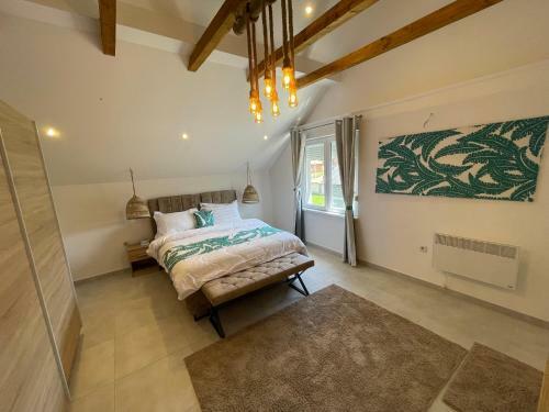 Dreams Villa