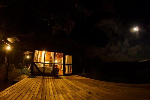 Villa Unique Wooden Cabin With Stunning Views
