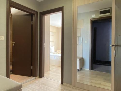 Sea View One Bedroom Apartment In Paradiso Complex 102
