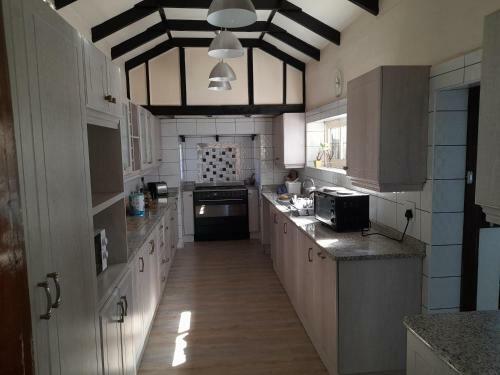 Hostal Golden Globe Beach House