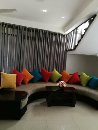 Cps Royal Residence