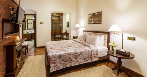 Hotel W15 Lake Gregory