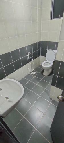 Apartamento Khaemy Homestay