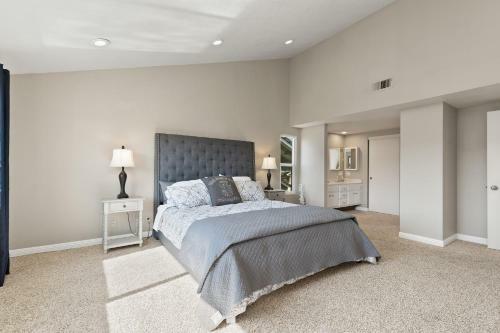 Huntington Hideout