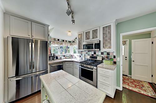 Magnolia Cottage
