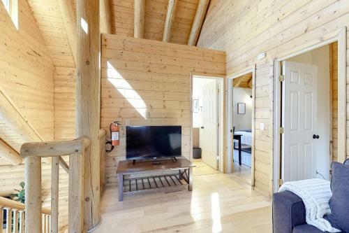 The Cabin On Maple