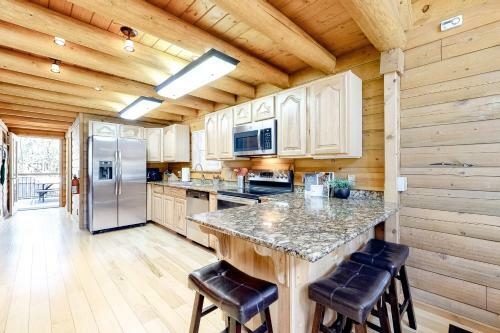 The Cabin On Maple