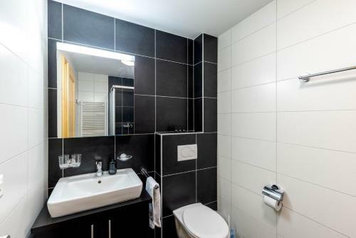 Crystal de Neige Luxury Chalet Spa & Jacuzzi