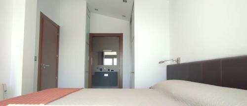 Chalet Primera Linea de Playa Benicarl�