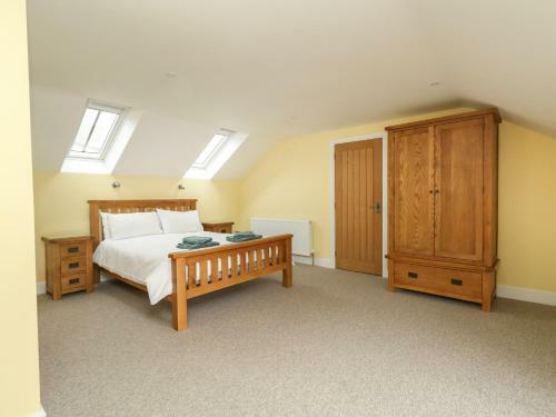 The Hayloft, Burton Bradstock