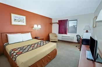 Hotel Super 8 Crystal Lake