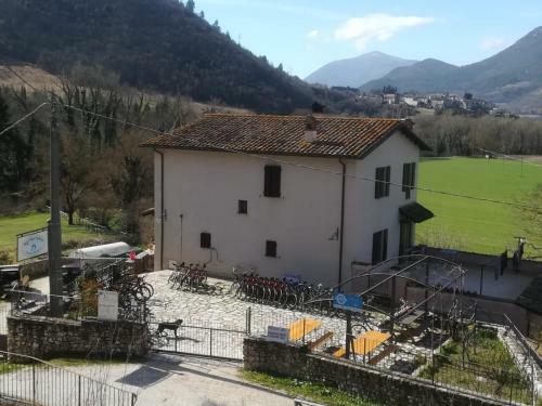 Agroturismo Agriturismo Zafferano E Dintorni