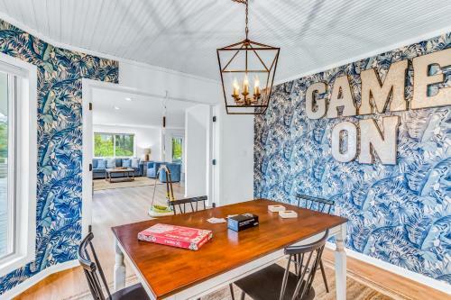 Pond Acres --- 409 Salt Pond Rd