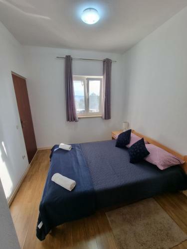 Cozy Apartments With Balcony And Garden - Ae1564