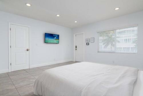 Apartamento Bayshore Breeze 7 - King Bed, Kitchen, Parking