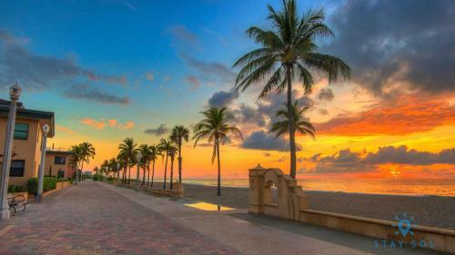 Posada 5 Beachfront Condo Infinity Pool Hollywood Beach Broadwalk
