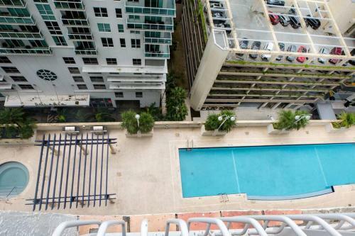 Amazing 2 Bedroom Apartment/ Free Parking Brickell
