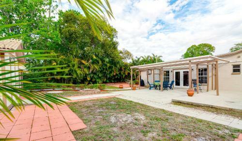 Beautiful Completely Remodeled Home Minutes To Downtown