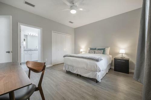 Apartamento Eclectic Townhome Haven In Tampa