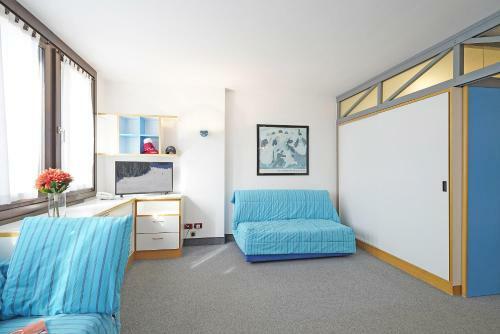 Iflat Lovely, Bright And Cozy Apartment