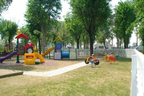 Happy Camp Mobile Homes In Camping Laguna Village