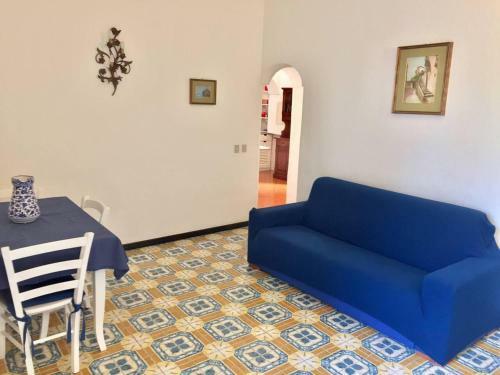 Beautiful 2-bed House In Positano Main Square Area