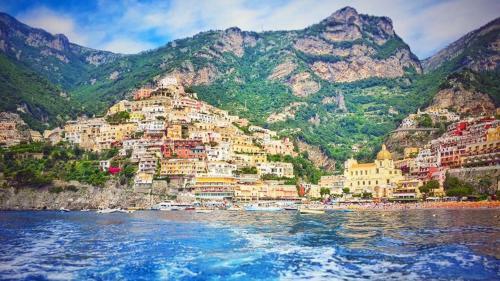 Beautiful 2-bed House In Positano Main Square Area