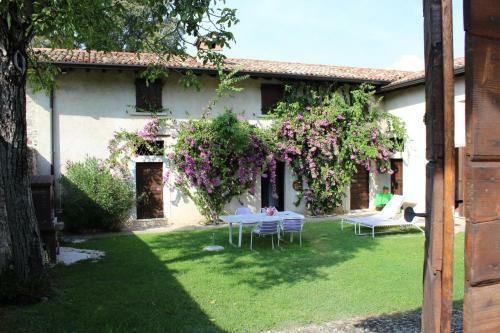 Villa Casale Lucrezia By Garda Fewo