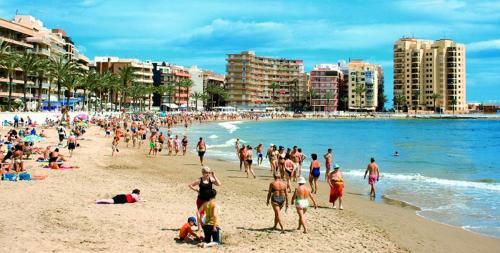 Bonito Apartamento Cerca Del Mar