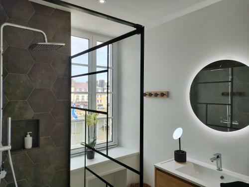 La Maison Du Quai Triplex de Charme 4 �toiles En Hyper Centre Avec Spa