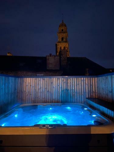 La Maison Du Quai Triplex de Charme 4 �toiles En Hyper Centre Avec Spa