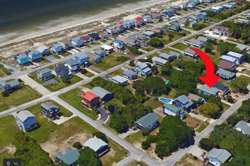Spacious Beach Home W/ Peloton, Opt Golf Cart