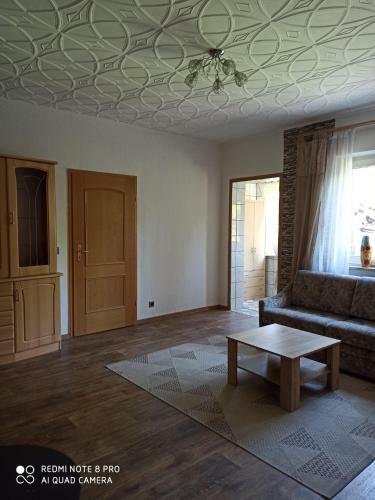 Apartamento Ger�umige Unterkunft F�r Montage
