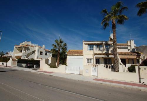 Beautiful Villa In A Quiet Area