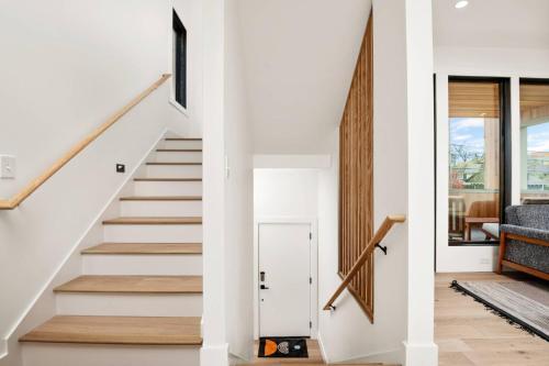 Williams Retreat Unit 1