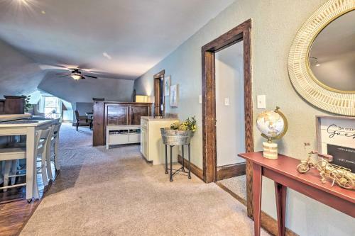 Apartamento Brick Victorian Apt With Mtn Views, Walk To River!