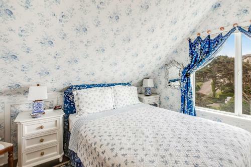 Sea Cliff Cottage