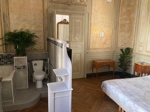 Bed & Breakfast H�tel Du Marquis de Broc