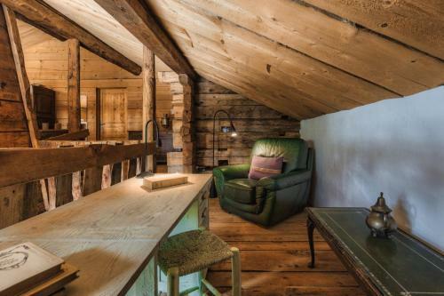 4br Traditional Chalet Bbq + Fireplace + View