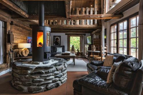4br Traditional Chalet Bbq + Fireplace + View