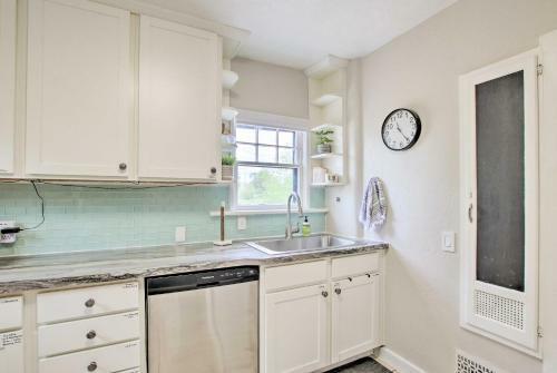 Family-friendly Logan Getaway With Yard And Grill