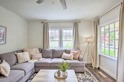 Family-friendly Logan Getaway With Yard And Grill